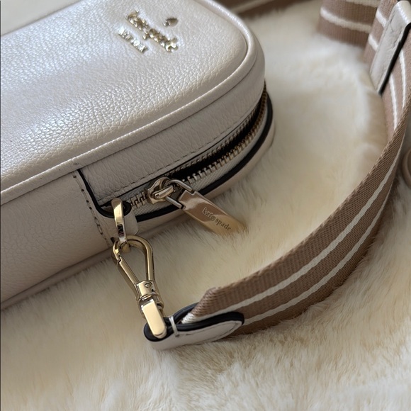 Kate Spade Crossbody Bag - Picture 3 of 6